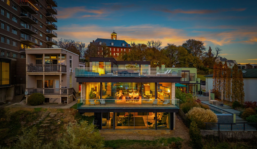 1059 Celestial Street