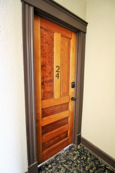 2229 Park Ave 24