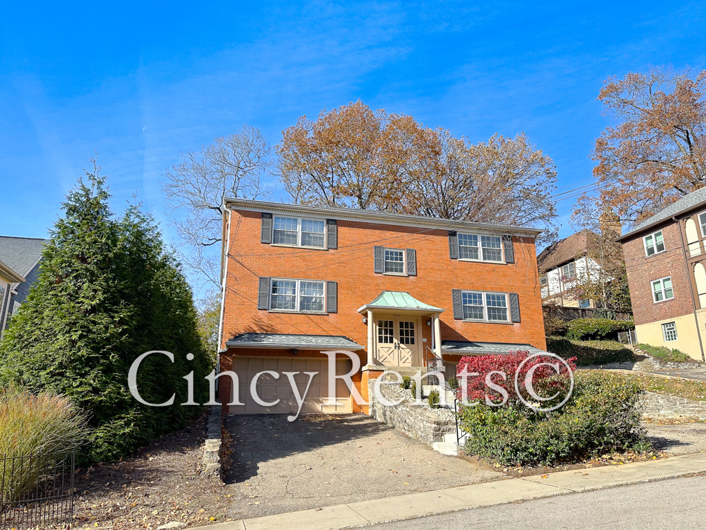 2909 Van Dyke Avenue 2