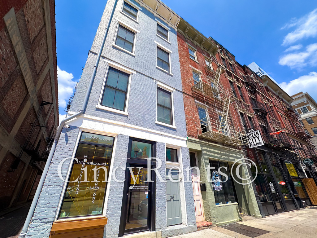 36 W Court Street  4F