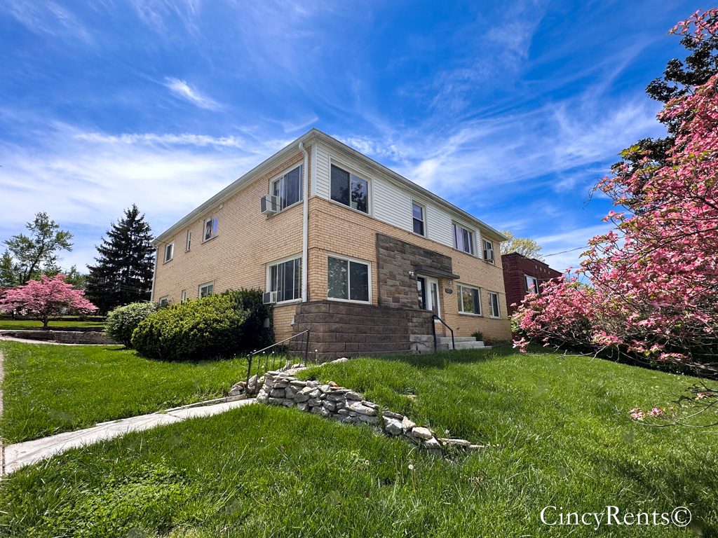 6275 Corbly Road 1