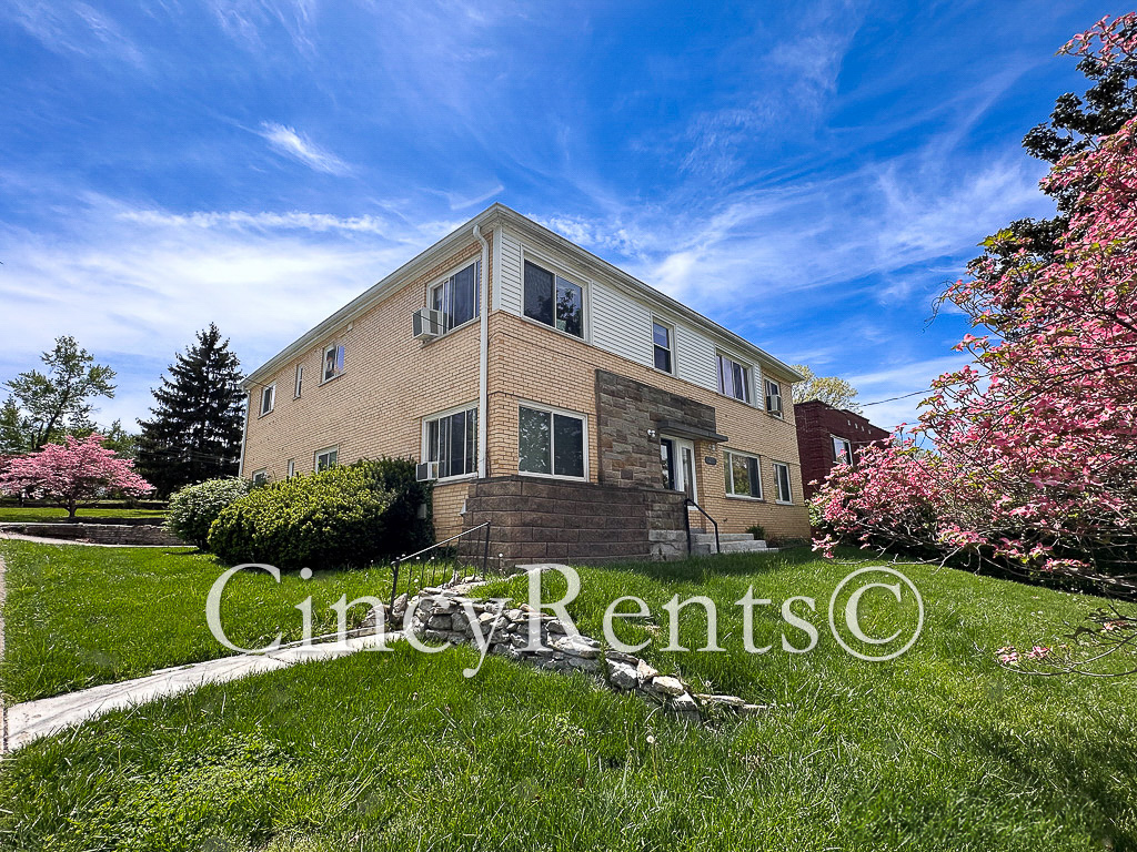 6275 Corbly Road 1