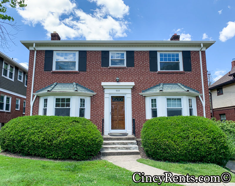909 Ellison Ave 3