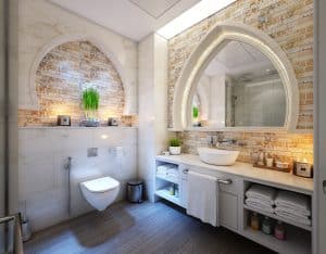 A picture of a well-organized bathroom